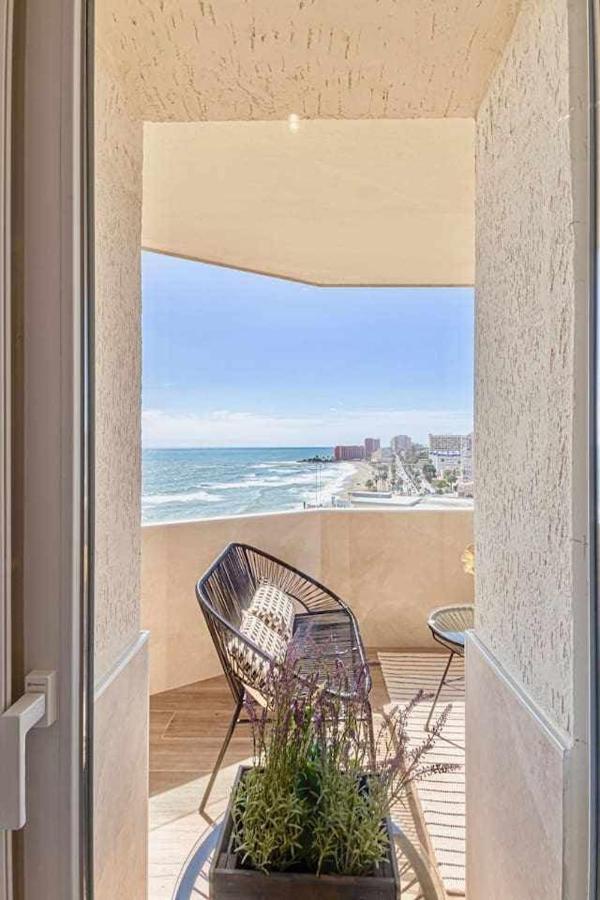 797 Holiday Rentals - Benalbeach- Moderno Piso Para 5 Con Vistas Al Mar Benalmádena Εξωτερικό φωτογραφία
